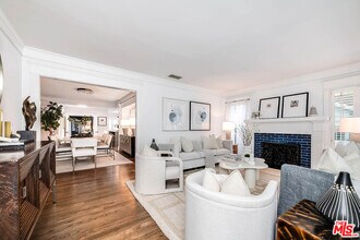 1308 N Ogden Dr in West Hollywood, CA - Building Photo - Building Photo