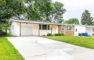 805 Holiday Ave in Hazelwood, MO - Building Photo