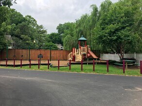 1139 Misty Isle Dr in Memphis, TN - Building Photo - Building Photo