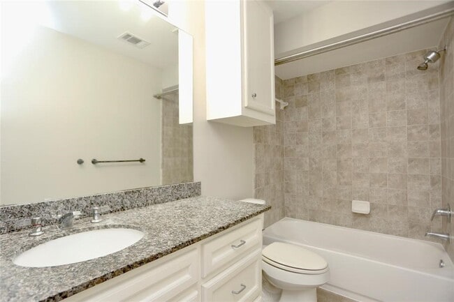 property at 3614 Main Plaza Dr