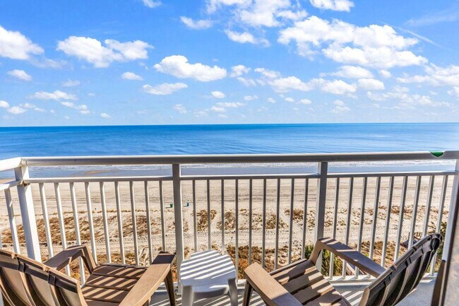 1700 N Ocean Blvd in Myrtle Beach, SC - Building Photo - Building Photo