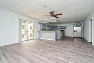 917 Defender St in Houston, TX - Building Photo - Building Photo