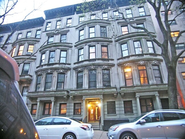 property at 50 W 90th St