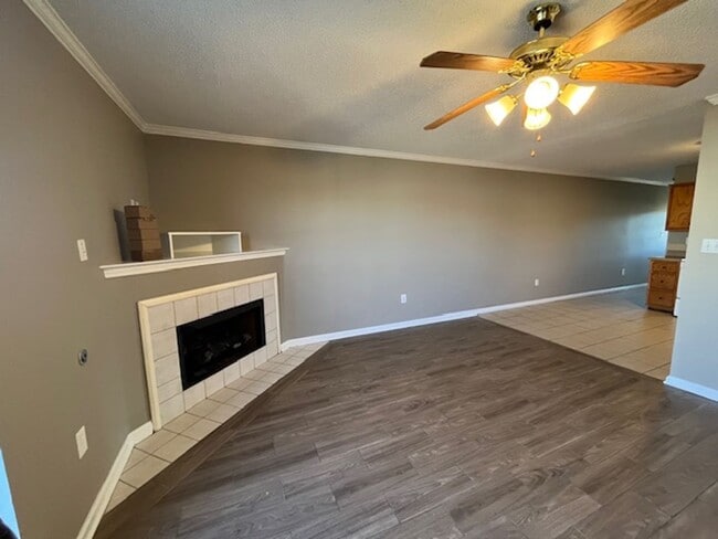 3749 Iron Horse Dr in Horn Lake, MS - Building Photo - Building Photo