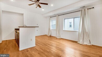 1501 27th St SE, Unit 406 in Washington, DC - Building Photo - Building Photo