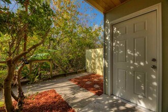 203 E St-Unit -A in St. Augustine, FL - Building Photo - Building Photo