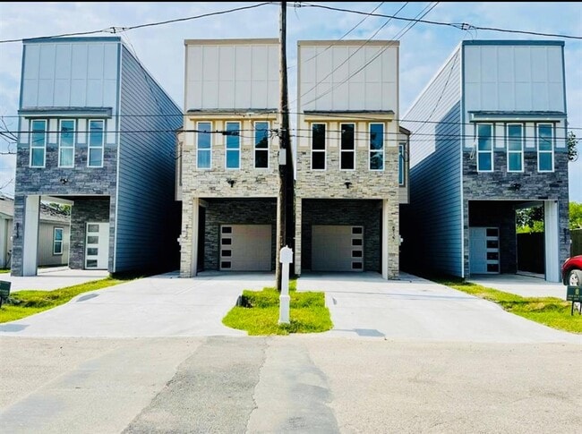 property at 8127 St Louis St
