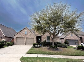 10810 Kennowy Ct in Richmond, TX - Building Photo