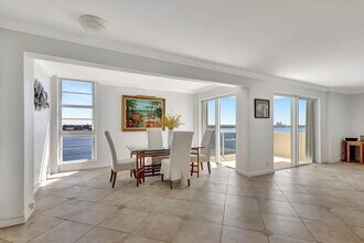 2800 N Flagler Dr in West Palm Beach, FL - Foto de edificio - Building Photo