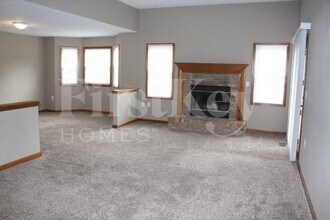 10311 Park Valley Dr in Indianapolis, IN - Building Photo - Building Photo