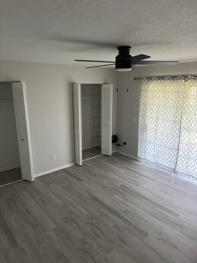 12 Lake Vista Trl, Unit 12LVT204 in Port St. Lucie, FL - Building Photo - Building Photo