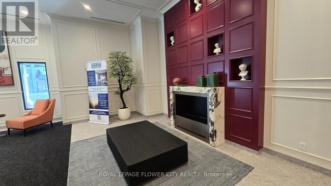 180 Front St E in Toronto, ON - Building Photo - Building Photo