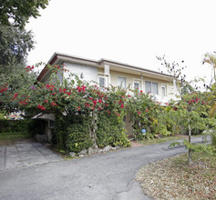 4145 SW 14th St in Miami, FL - Building Photo - Building Photo