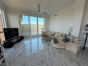 3426 Hancock Bridge Pkwy in North Fort Myers, FL - Building Photo - Building Photo