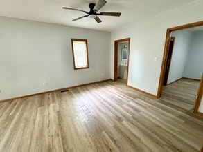 1045 Second Ave E in Horton, KS - Building Photo - Building Photo