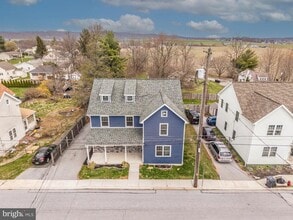 411 James St in Honey Brook, PA - Building Photo - Building Photo