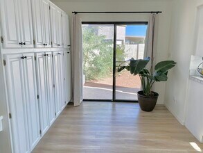 6713 E Kelton Ln in Scottsdale, AZ - Building Photo - Building Photo