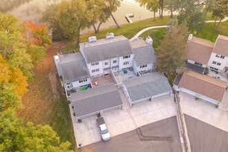 2520 Le Homme Dieu Hts NE, Unit 2 in Alexandria, MN - Foto de edificio - Building Photo