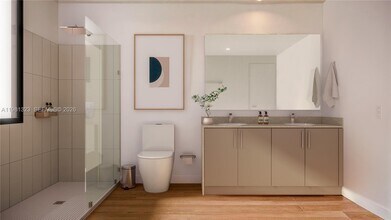 12570 194th St in Coral Gables, FL - Building Photo - Building Photo