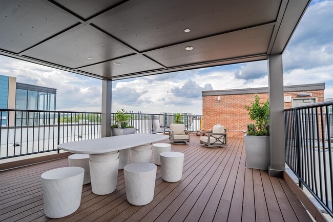 property at 99 Foundry Pl