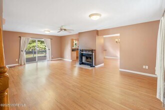 431 W Park Ave in Ocean Township, NJ - Building Photo - Building Photo