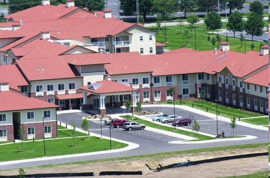 Park Meadows Senior Living in Overland Park, KS - Building Photo - Building Photo