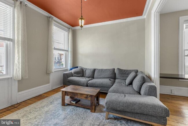 property at 4703 Sheldon St