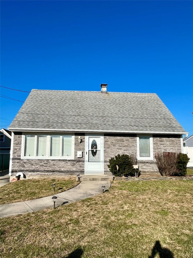 property at 635 Barnes Ave