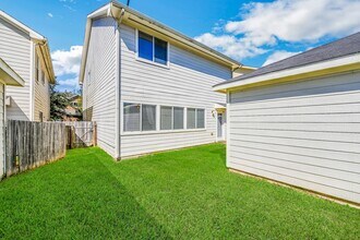 11926 Prior Park Dr in Houston, TX - Building Photo - Building Photo