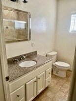 2345 Kansas Ave in Santa Monica, CA - Building Photo