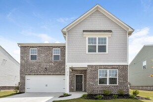 3765 Place Dr in Loganville, GA - Building Photo