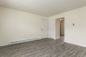 2589 Red Rock Blvd in Grove City, OH - Building Photo - Building Photo