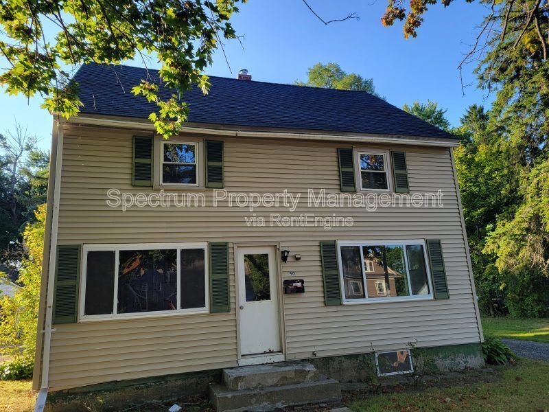 50 High Holborn St in Gardiner, ME - Building Photo