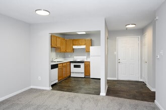 Kings Crest Seniors Apartments in Fredericksburg, VA - Building Photo - Building Photo