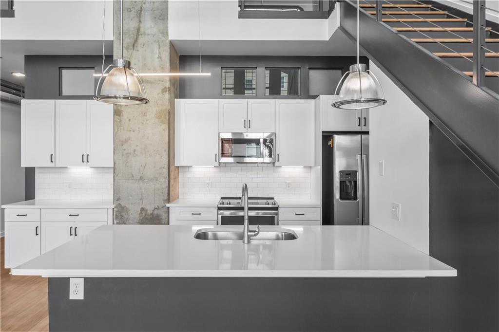 230 18th St NW in Atlanta, GA - Building Photo