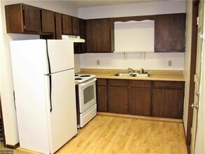 102 Bridge Ave-Unit -4 in Star Prairie, WI - Building Photo - Building Photo