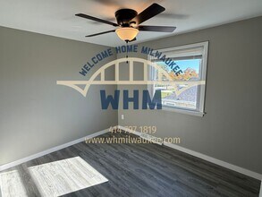 4969 N 105th St in Milwaukee, WI - Building Photo - Building Photo