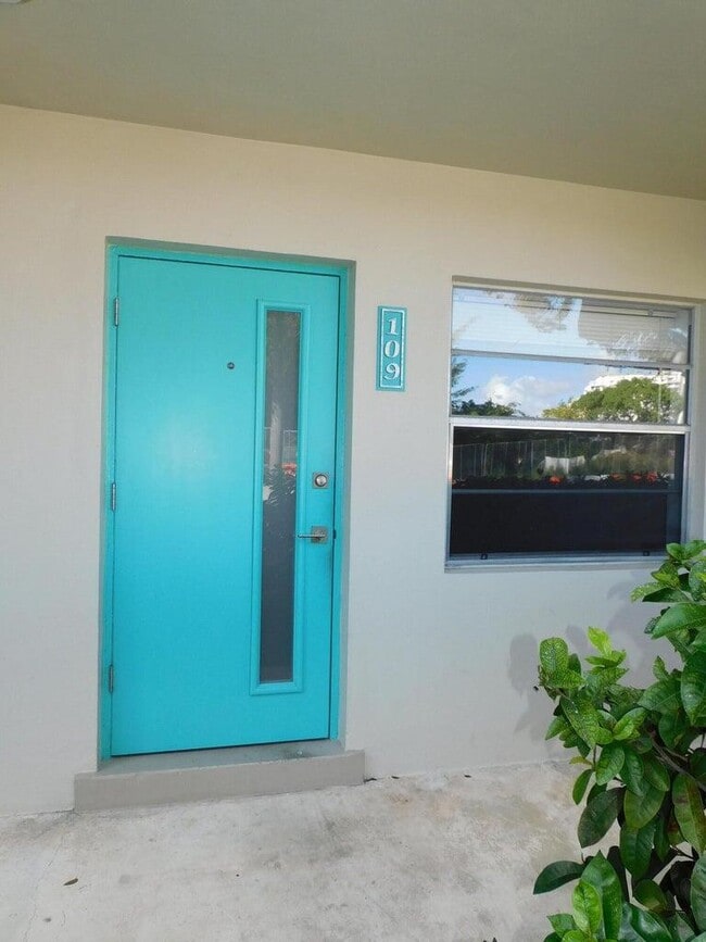 640 SE 2nd Ave in Boynton Beach, FL - Building Photo - Building Photo