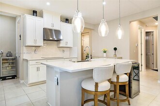 545 Ranch Oak Cir in Port St. Lucie, FL - Foto de edificio - Building Photo