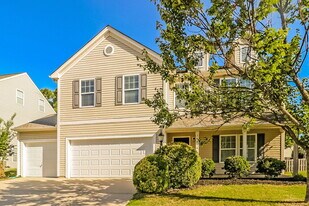 14416 Lake Crossing Dr in Charlotte, NC - Building Photo