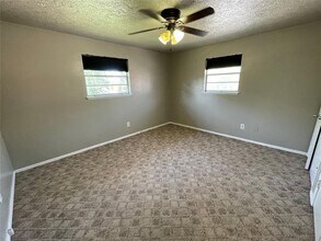 804 NW 21st St in Oklahoma City, OK - Foto de edificio - Building Photo