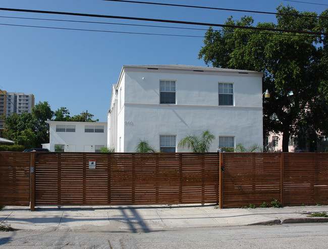 938 SW 6th St in Miami, FL - Building Photo - Building Photo