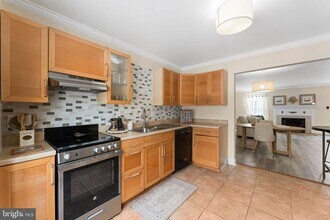 18310 Timko Ln in Germantown, MD - Building Photo - Building Photo