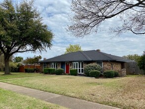 2224 Parkhaven Dr in Plano, TX - Building Photo - Building Photo