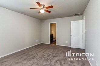 1932 Bluethroat in New Braunfels, TX - Building Photo - Building Photo