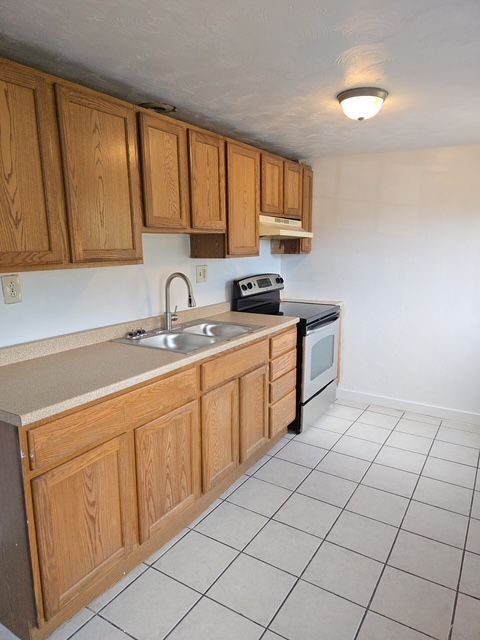 property at 13 Calhoun Ave