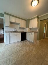 180 Amherst Rd in Sunderland, MA - Building Photo - Building Photo