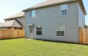 5815 Dawn Terrace Ct in Houston, TX - Building Photo - Building Photo