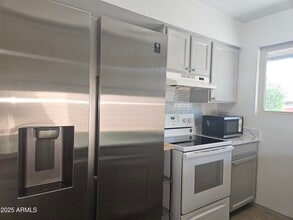 1622 W Village Way in Tempe, AZ - Building Photo - Building Photo