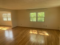 60 Vineland St, Unit 1 in Boston, MA - Building Photo - Building Photo